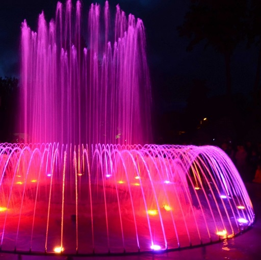 dancing musical fountain